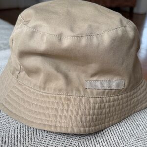 Burberry Khaki-Tan Bucket Hat with Subtle Logo Patch reversible